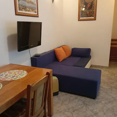 Mare Lägenhet Kaštela
